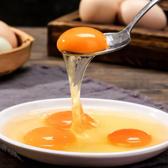 Canadian Local Farm Free Range Egg