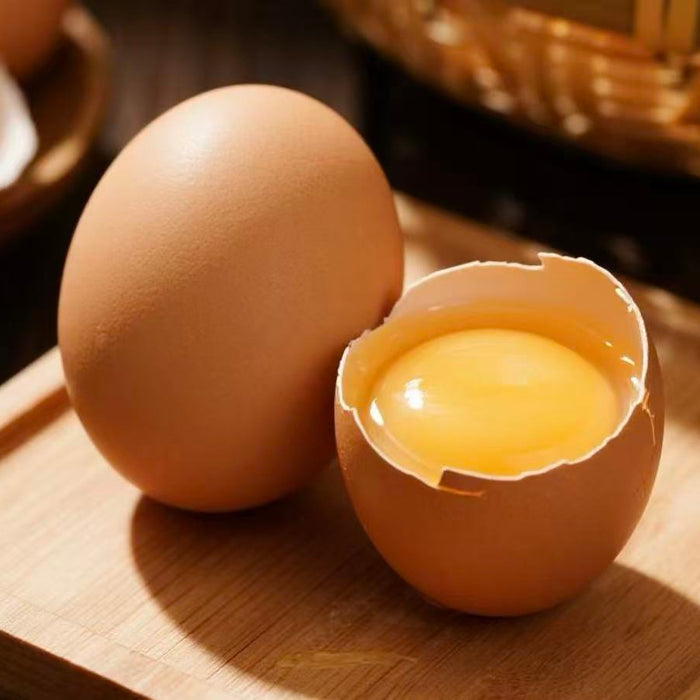 Canadian Local Farm Free Range Egg