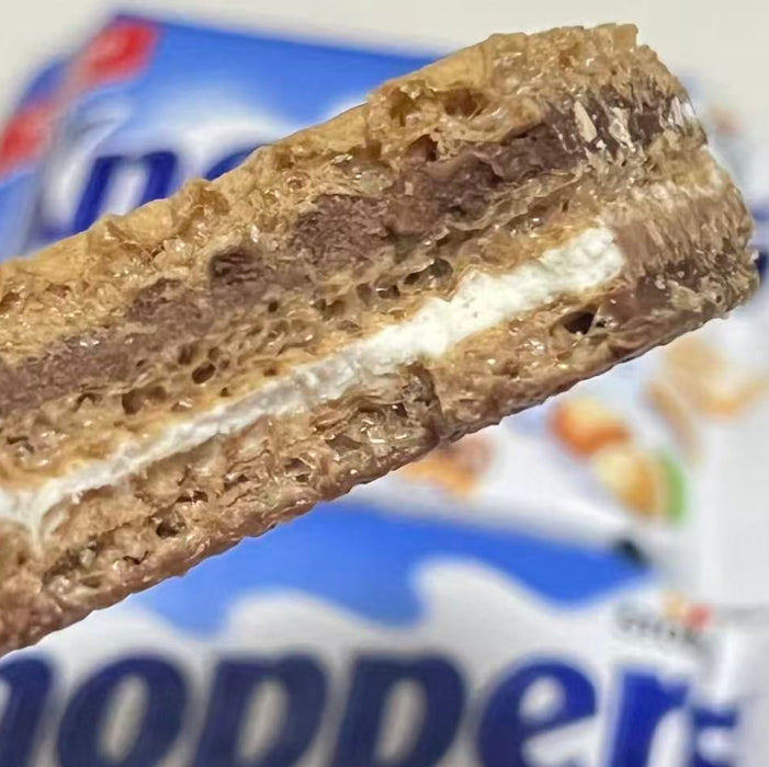 Knoppers Crispy Milk & Hazelnut Wafer (Germany Imported)