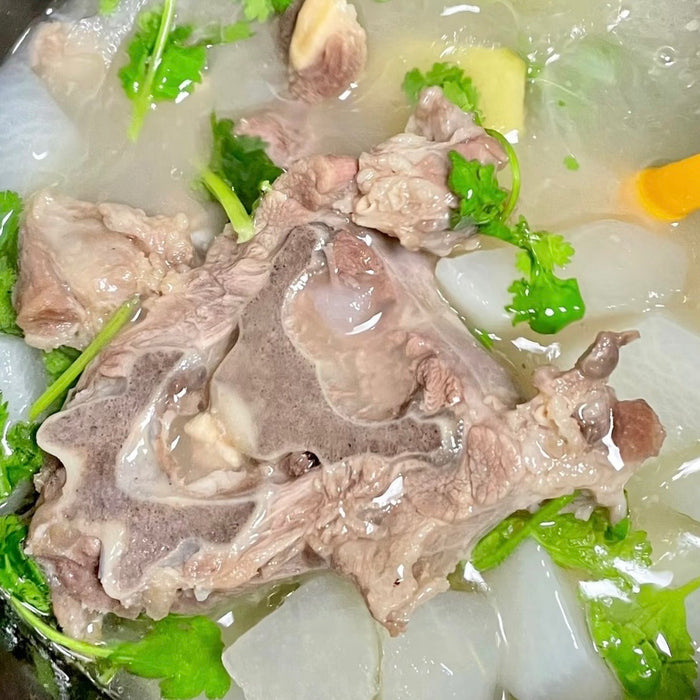 Frozen Meaty Lamb Lion Bone Spine (Yang Xie Zi) – Rich Flavor, Tender Meat & Bone Marrow Delight