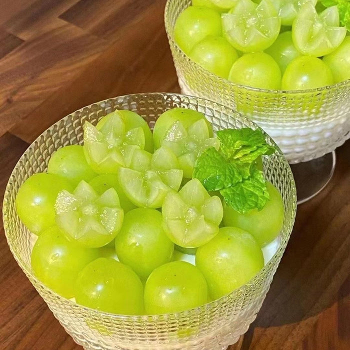 Premium Korean Shine Grapes (1Kg)